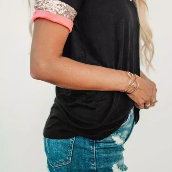 GOLD SEQUIN CORAL COLORBLOCK V-NECK TEE - Picture 3 of 6